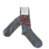 Calzini PERLA con ricamo a mano ROSSO AMORE "Arriverai ovunque, passo dopo passo"