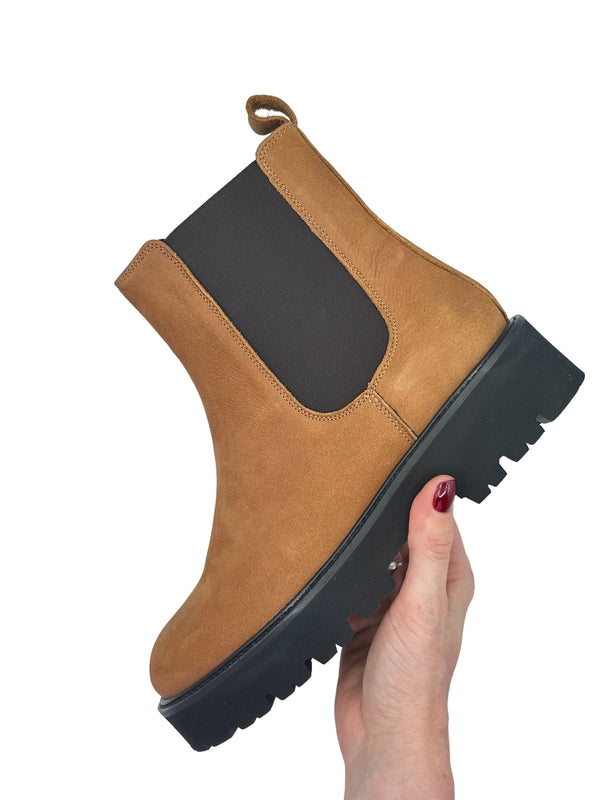 ALMA stivale tronchetto con elastico in nappa longbeach cognac e suola extralight  - BEST SELLER